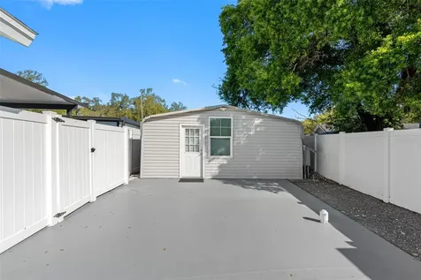 1803 Lake Crest Avenue Brandon FL 33510
