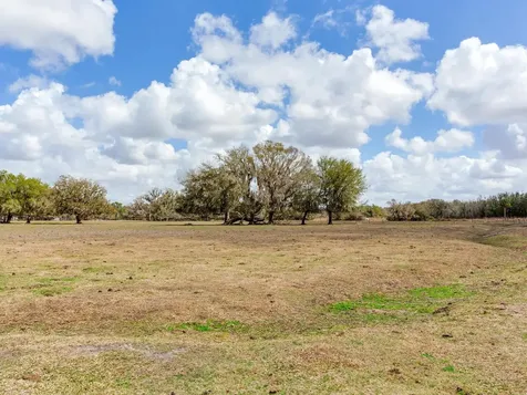 0 S Cr 39 Lithia FL 33547