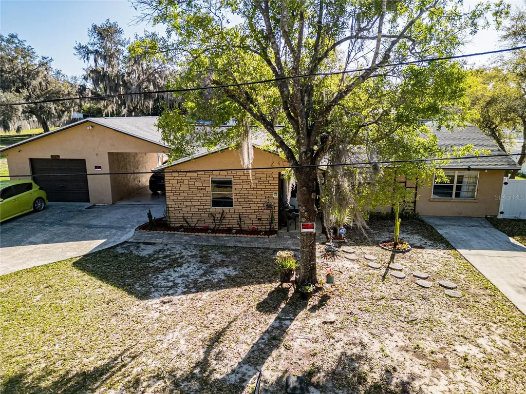 613 S Willow Avenue Avon Park FL 33825
