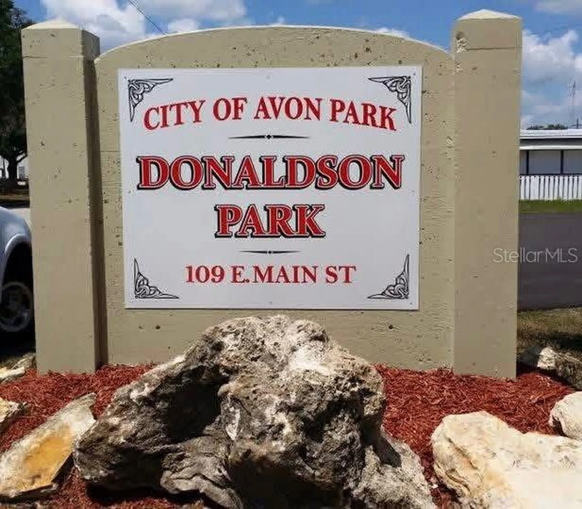 613 S Willow Avenue Avon Park FL 33825