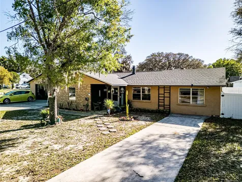 613 S Willow Avenue Avon Park FL 33825