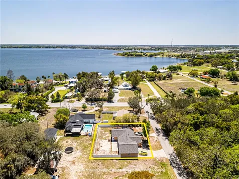 613 S Willow Avenue Avon Park FL 33825