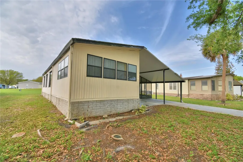 2737 Cranmoor Drive Kissimmee FL 34758
