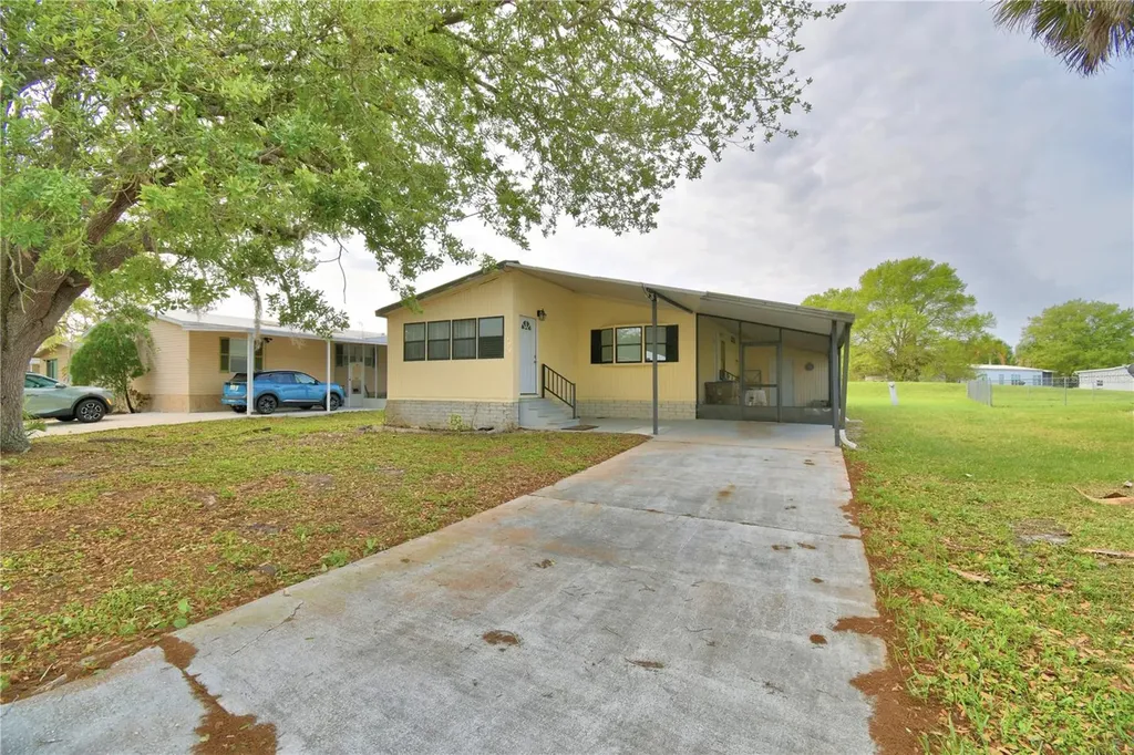 2737 Cranmoor Drive Kissimmee FL 34758