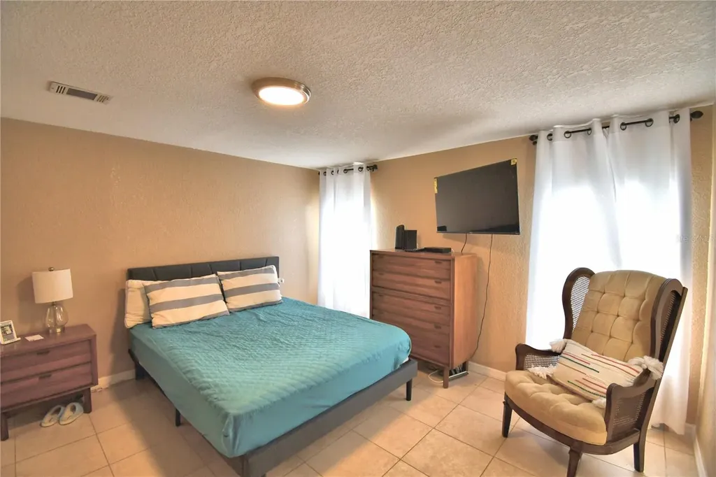 2737 Cranmoor Drive Kissimmee FL 34758