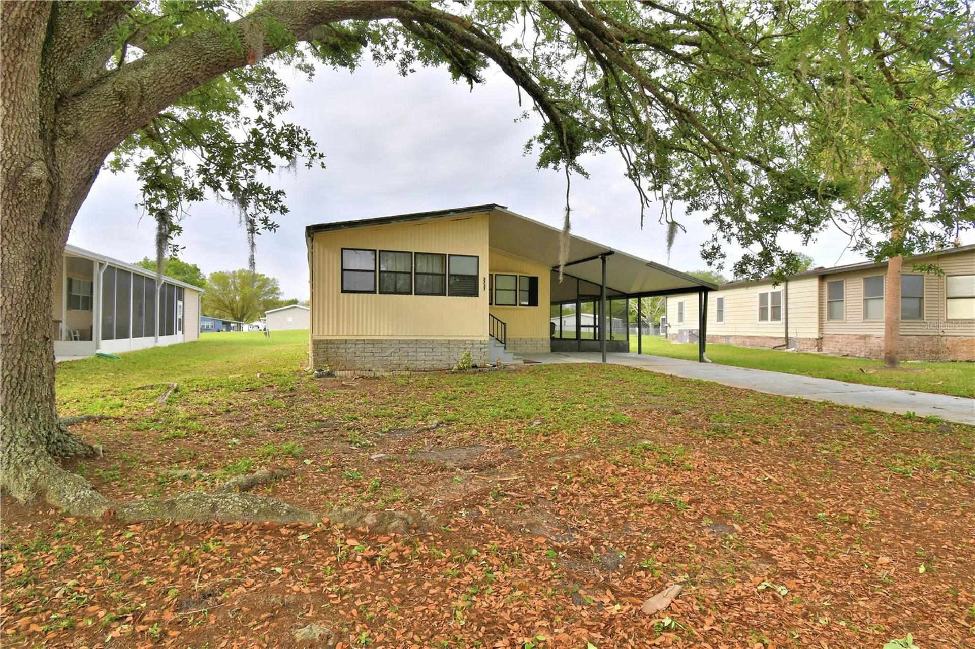 2737 Cranmoor Drive Kissimmee FL 34758