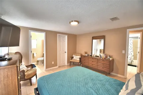 2737 Cranmoor Drive Kissimmee FL 34758