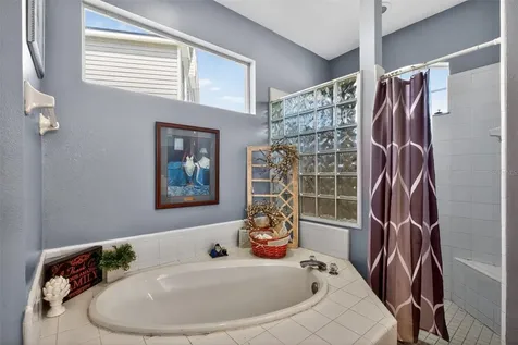 1014 Quaker Ridge Court Oviedo FL 32765