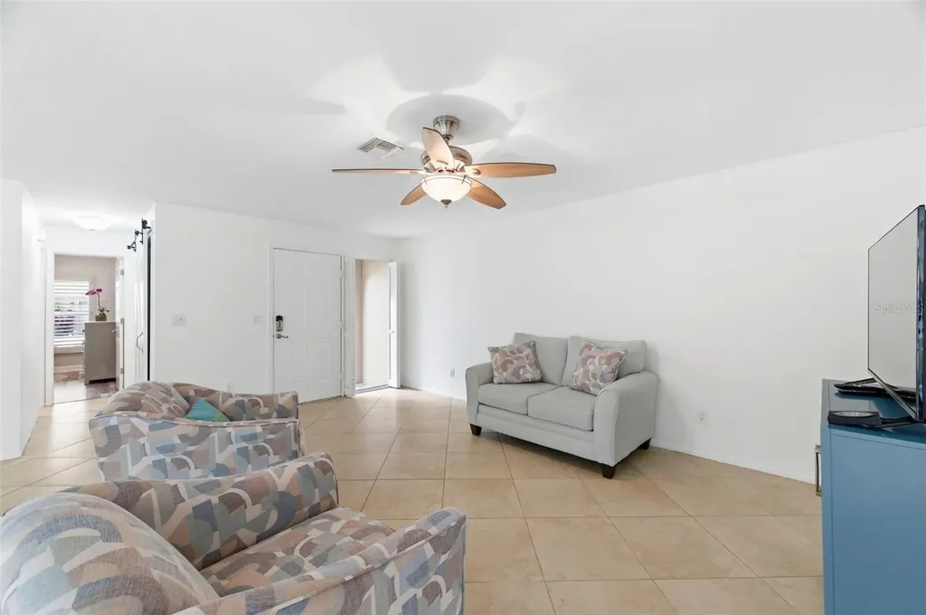 526 Street Tropez Circle NE St Petersburg FL 33703