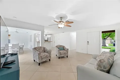 526 Street Tropez Circle NE St Petersburg FL 33703