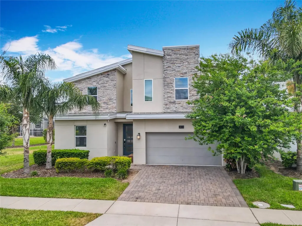 303 Ocean Course Avenue Davenport FL 33896