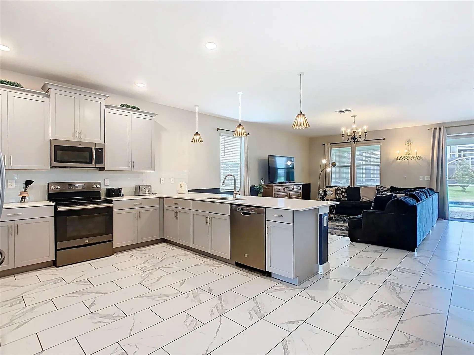 303 Ocean Course Avenue Davenport FL 33896