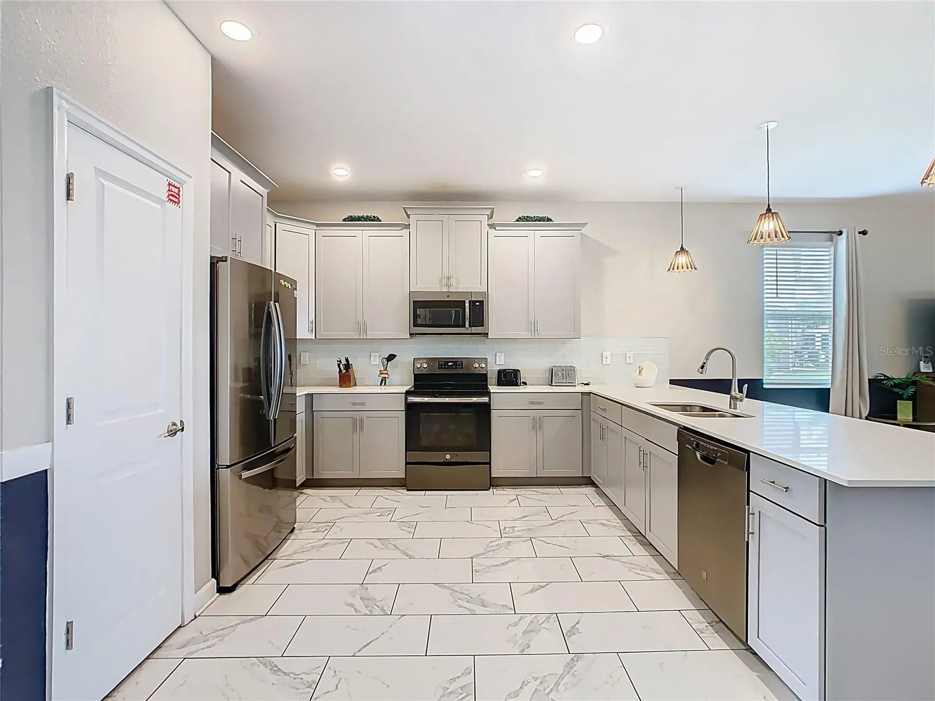 303 Ocean Course Avenue Davenport FL 33896