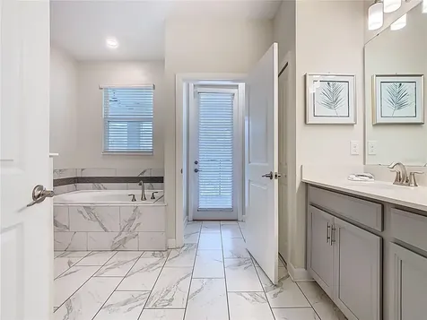 303 Ocean Course Avenue Davenport FL 33896
