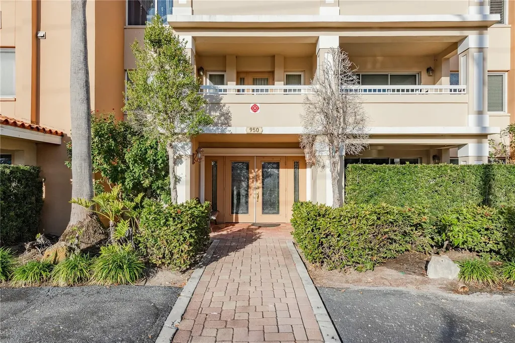950 Broadway Dunedin FL 34698