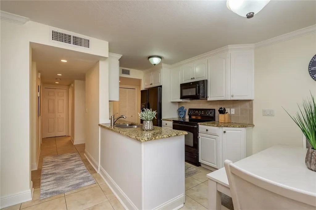 950 Broadway Dunedin FL 34698