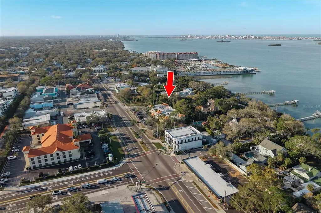 950 Broadway Dunedin FL 34698