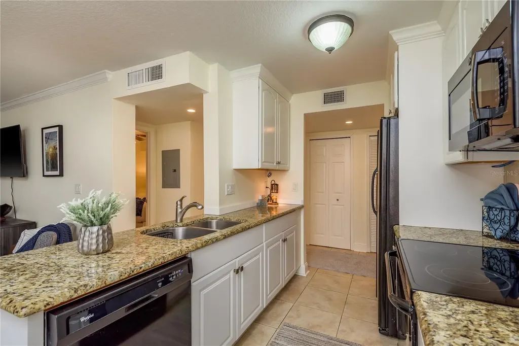 950 Broadway Dunedin FL 34698