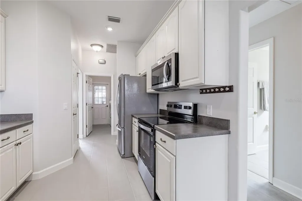 3804 Bayshore Circle Tavares FL 32778
