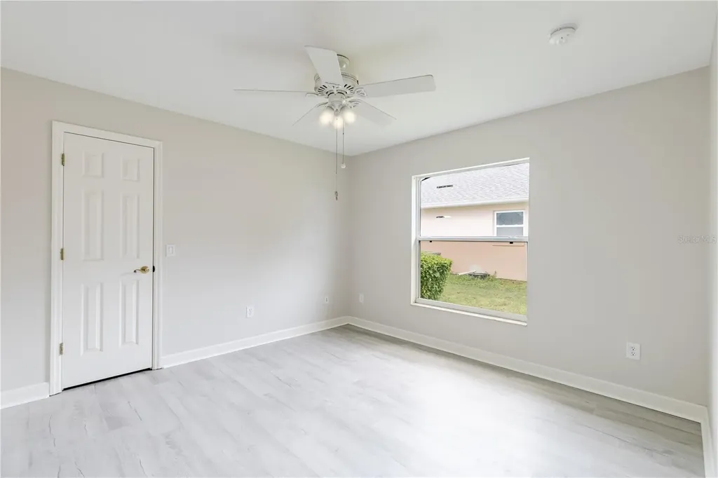 3804 Bayshore Circle Tavares FL 32778