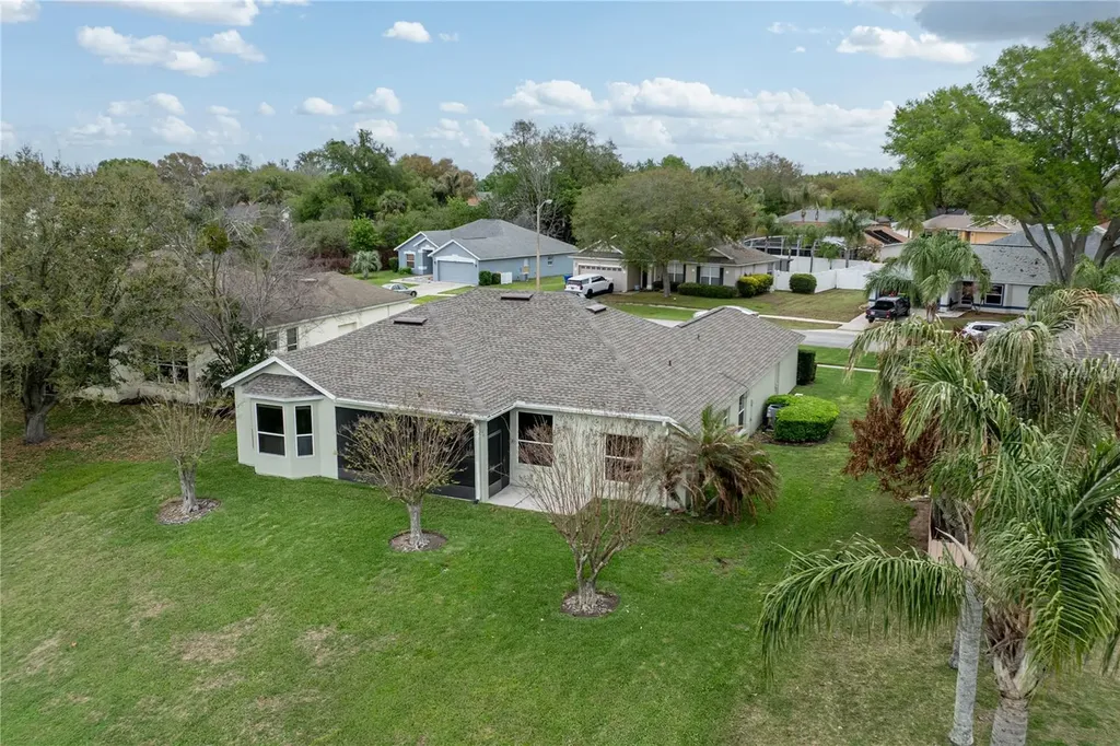 3804 Bayshore Circle Tavares FL 32778