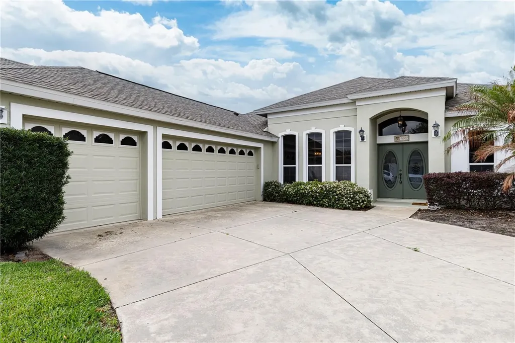 3804 Bayshore Circle Tavares FL 32778