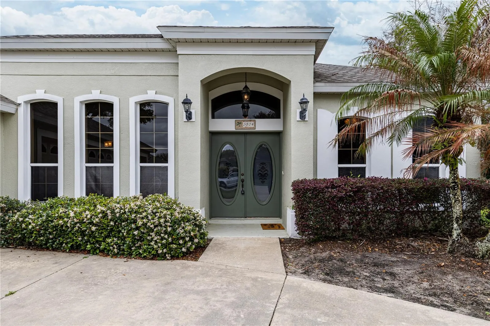 3804 Bayshore Circle Tavares FL 32778