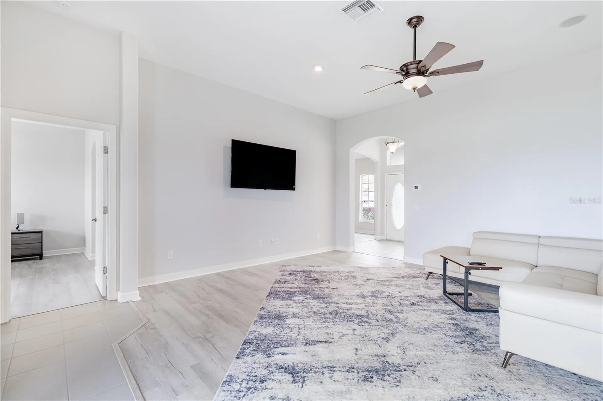 3804 Bayshore Circle Tavares FL 32778