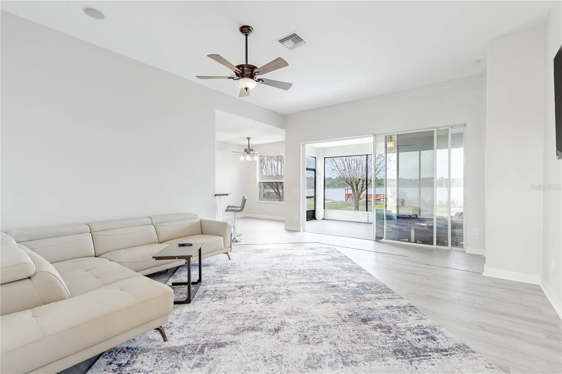 3804 Bayshore Circle Tavares FL 32778
