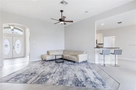 3804 Bayshore Circle Tavares FL 32778