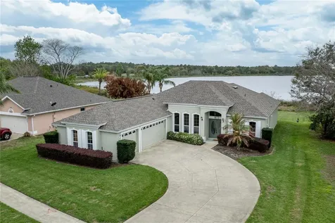 3804 Bayshore Circle Tavares FL 32778