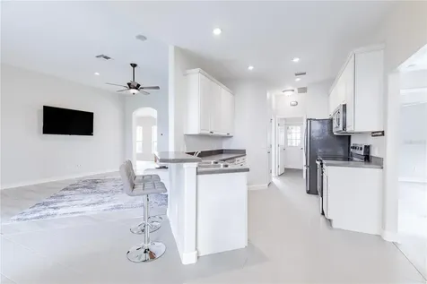 3804 Bayshore Circle Tavares FL 32778