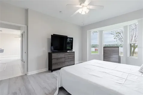 3804 Bayshore Circle Tavares FL 32778