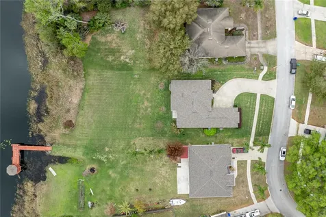 3804 Bayshore Circle Tavares FL 32778