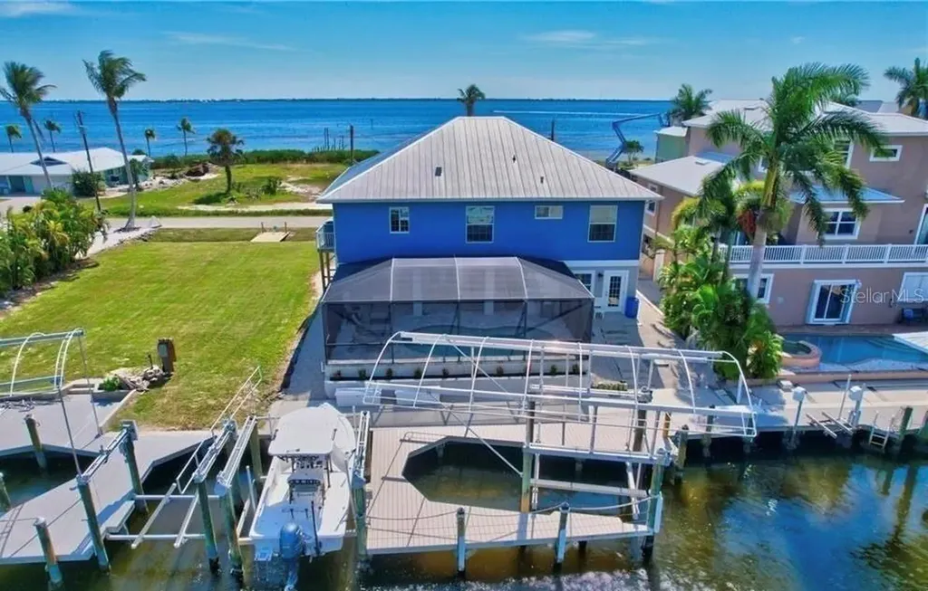 3420 1st Avenue St James City FL 33956