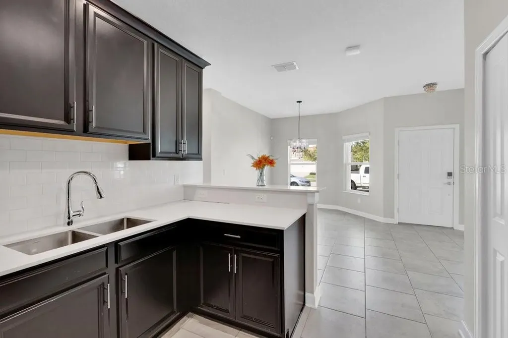 1051 Quaker Ridge Lane Davenport FL 33896