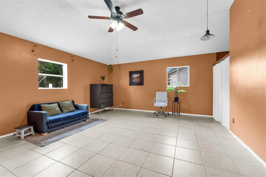 8509 Lyonia Drive Orlando FL 32829