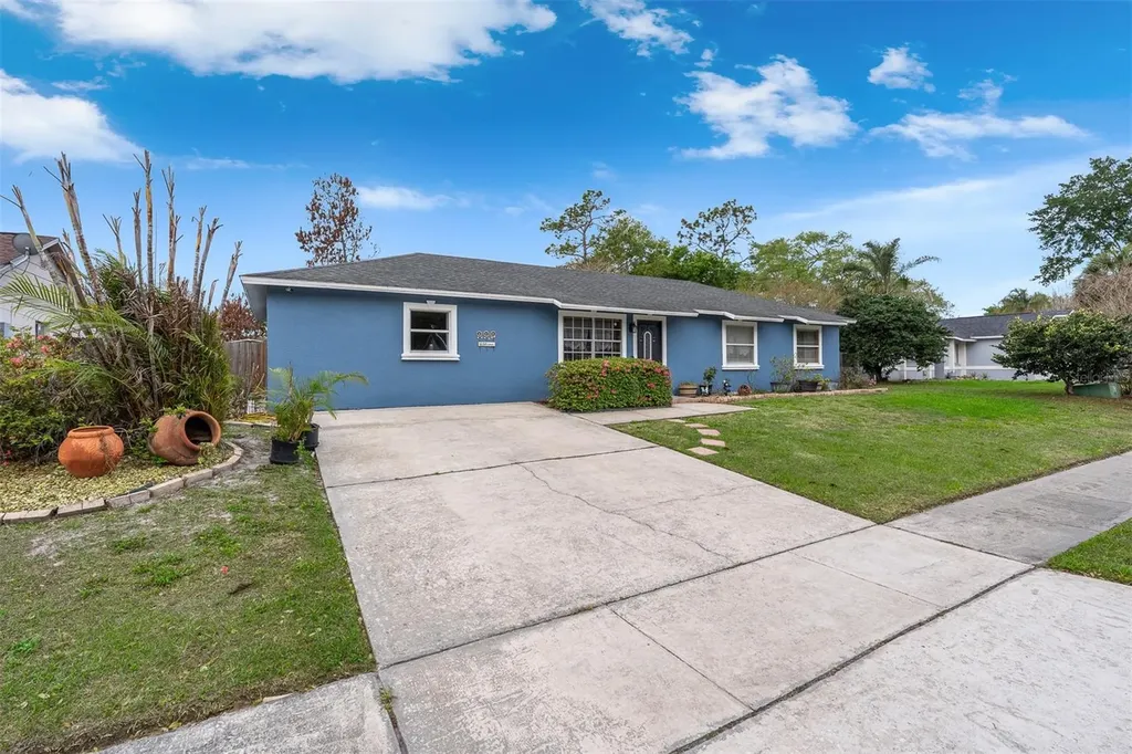 8509 Lyonia Drive Orlando FL 32829