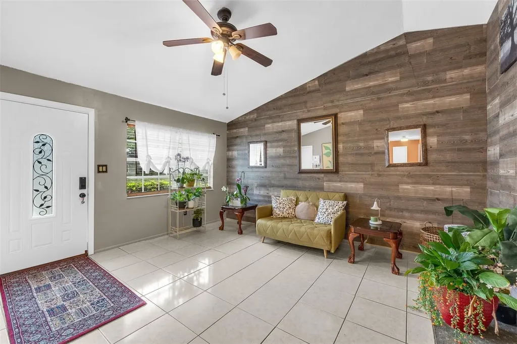 8509 Lyonia Drive Orlando FL 32829