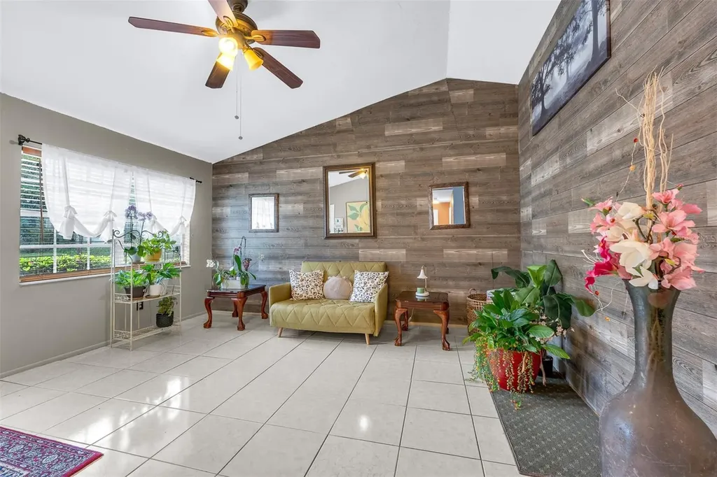 8509 Lyonia Drive Orlando FL 32829