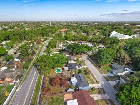 8509 Lyonia Drive Orlando FL 32829