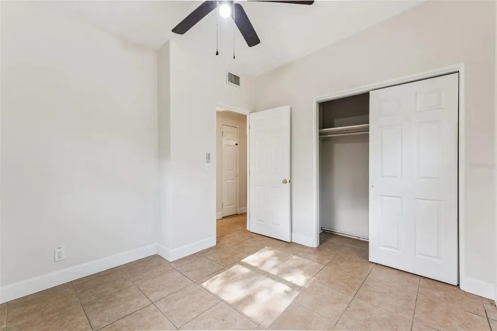 205 Oakland Avenue Sanford FL 32773