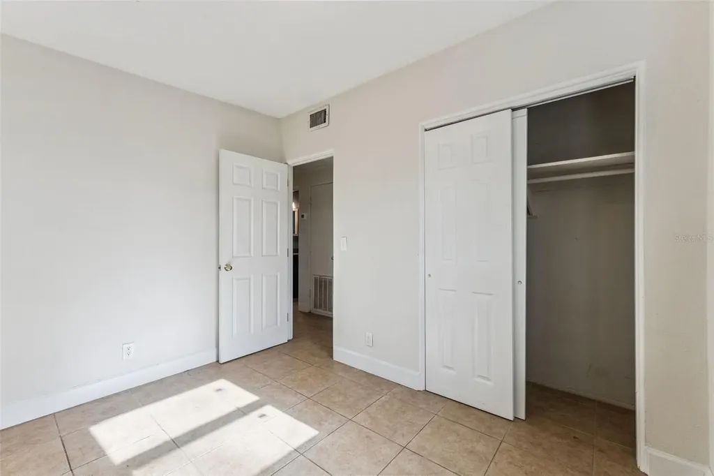205 Oakland Avenue Sanford FL 32773
