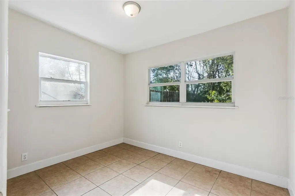 205 Oakland Avenue Sanford FL 32773