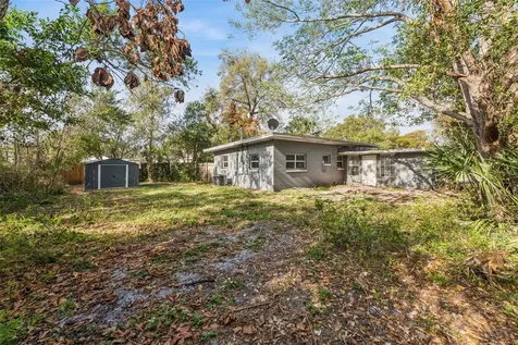205 Oakland Avenue Sanford FL 32773