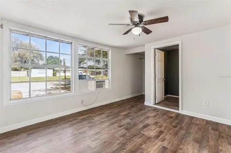 205 Oakland Avenue Sanford FL 32773