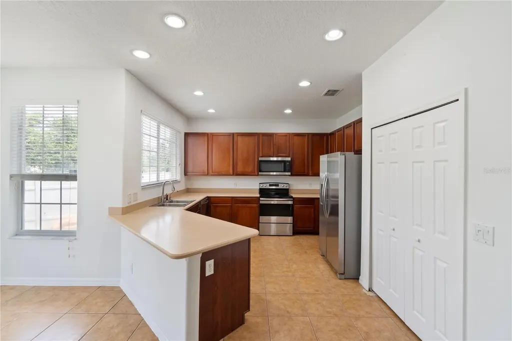 10142 Serotina Court Orlando FL 32832