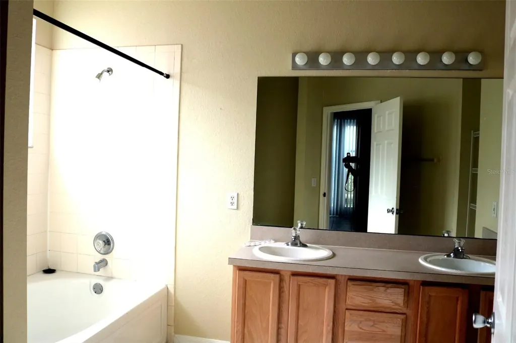 1932 Magical Lane Kissimmee FL 34744