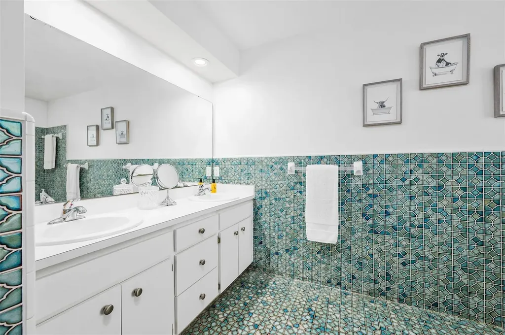 8115 SW 1st Place Gainesville FL 32607