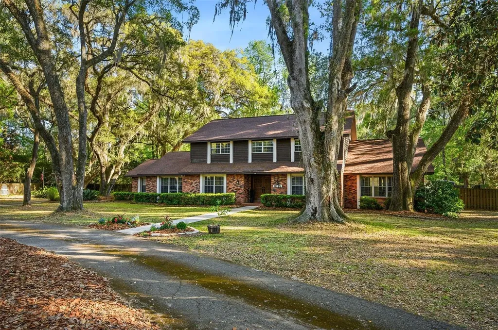 8115 SW 1st Place Gainesville FL 32607